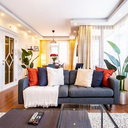 이스탄불 Captivating Flat With Balcony Near Besiktas Pier 아파트 외부 사진