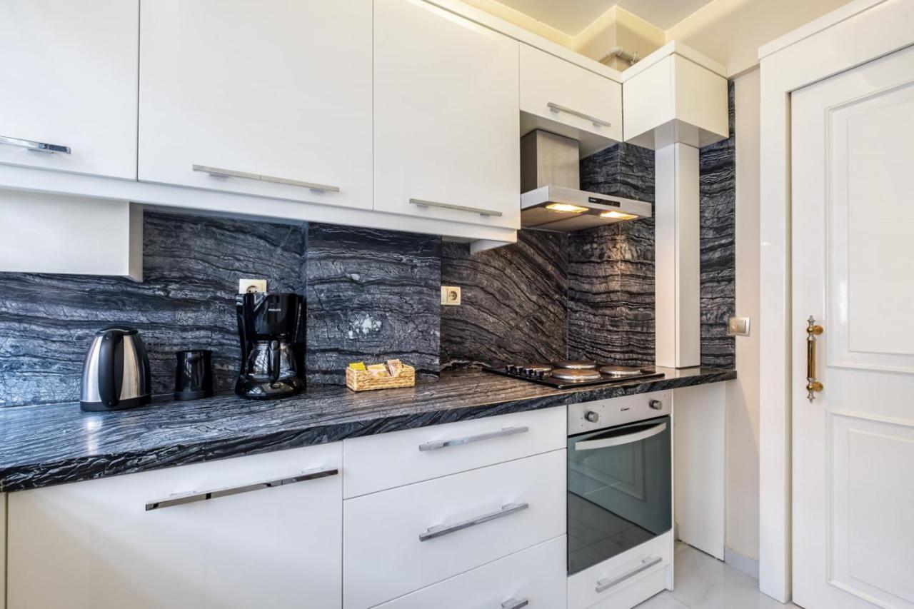 이스탄불 Captivating Flat With Balcony Near Besiktas Pier 아파트 외부 사진