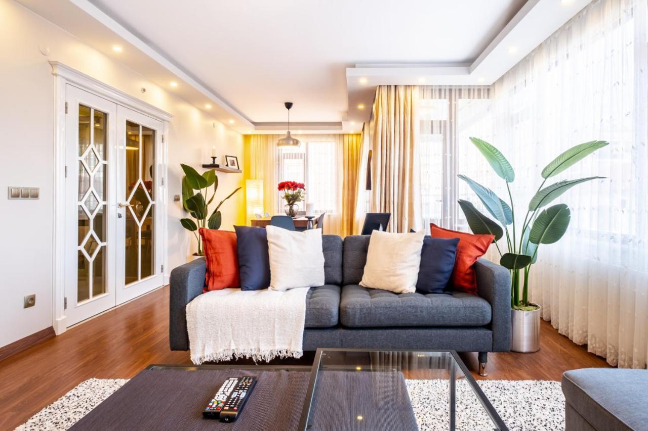 이스탄불 Captivating Flat With Balcony Near Besiktas Pier 아파트 외부 사진